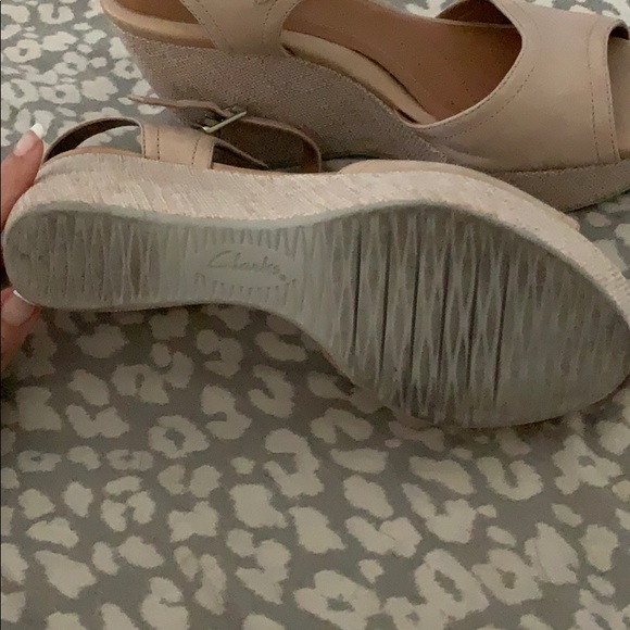 Platform sandals - Picture 3 of 6